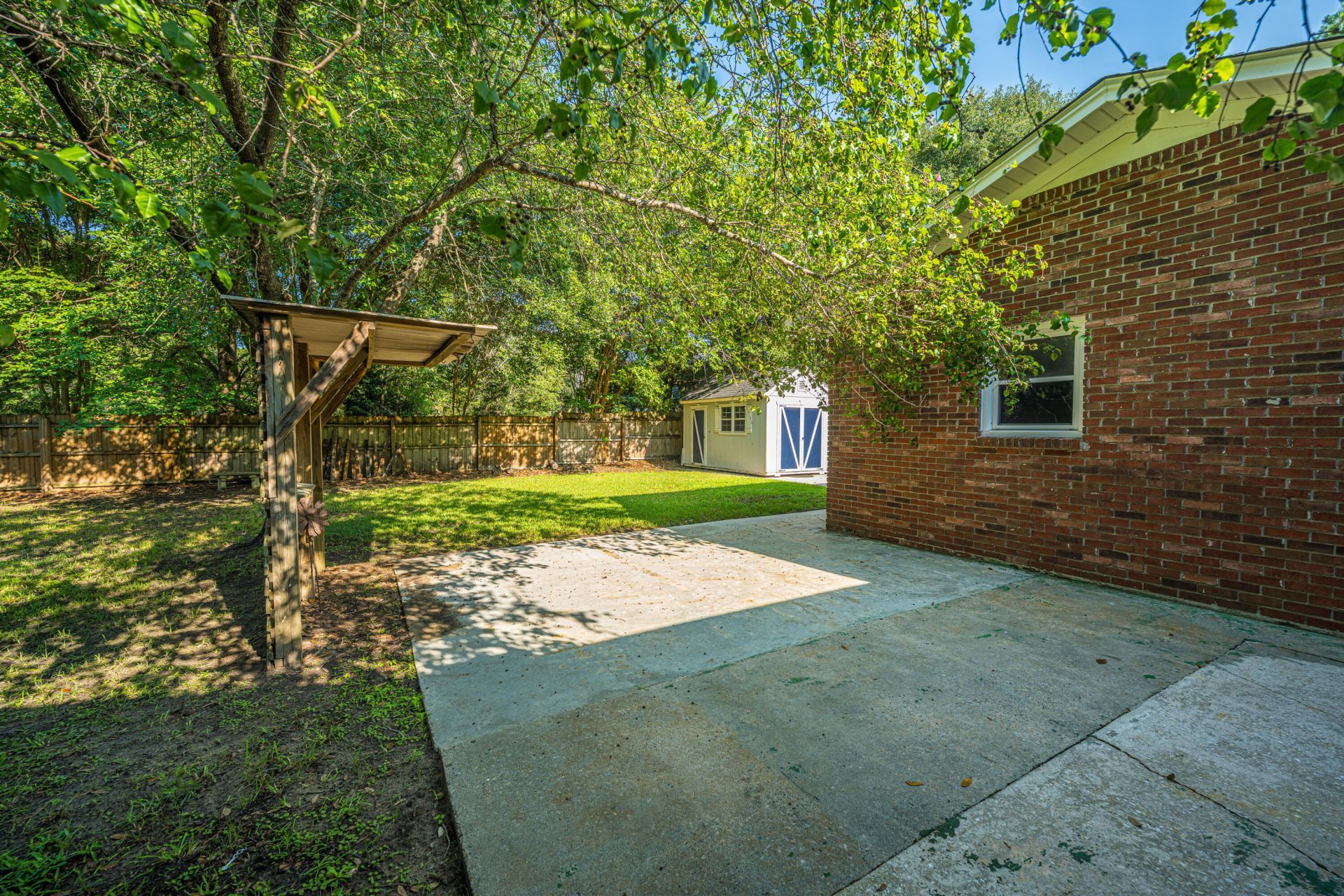 427 Parkdale Drive Photo 33