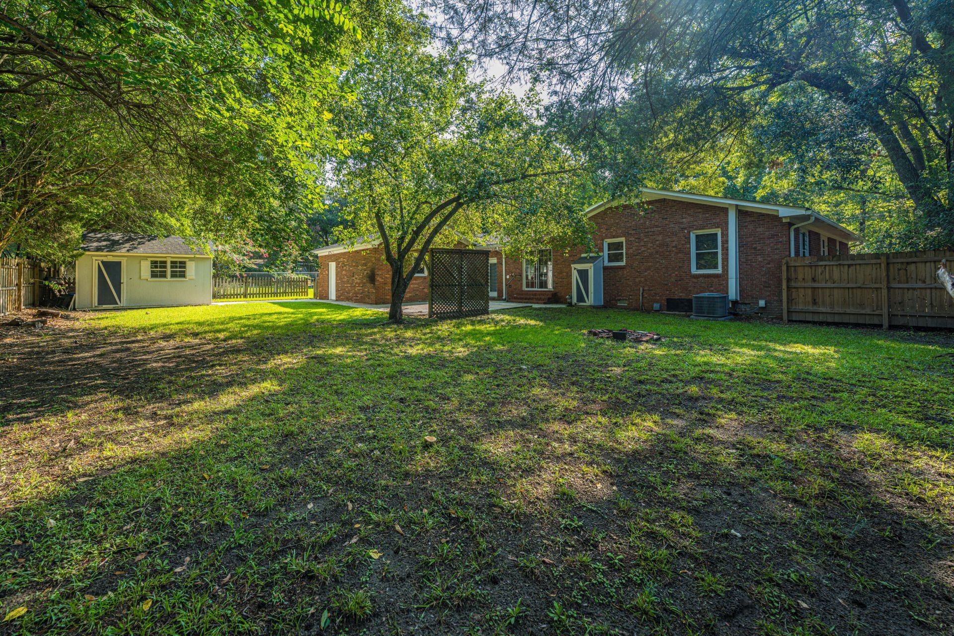 427 Parkdale Drive Photo 39