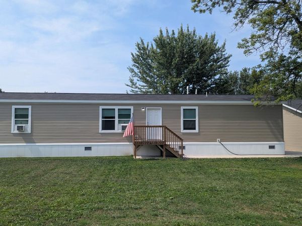 153 2nd Street SW, Henriette, MN 55036