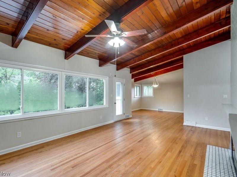 570 Mardon Avenue, Akron, OH 44303 Photo 6