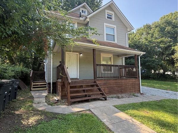 1152 Manning Avenue , Akron, OH 44307
