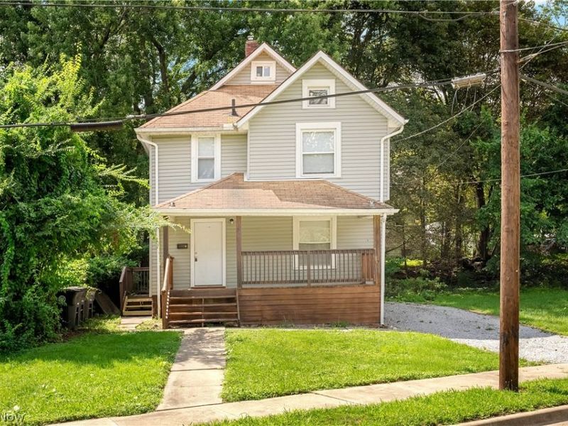 1152 Manning Avenue, Akron, OH 44307 Photo 1