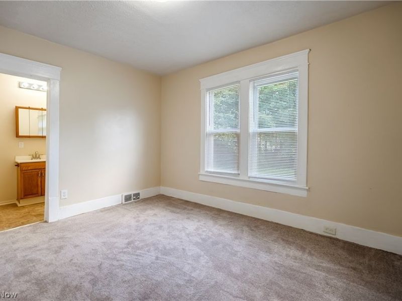 1152 Manning Avenue, Akron, OH 44307 Photo 11