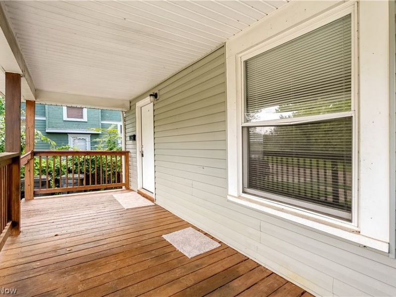 1152 Manning Avenue, Akron, OH 44307 Photo 2