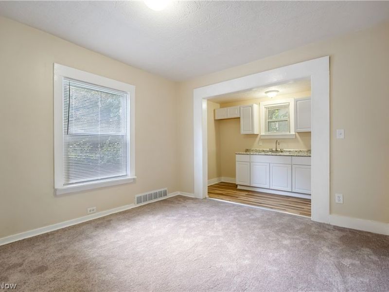 1152 Manning Avenue, Akron, OH 44307 Photo 7