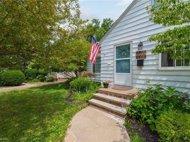 4089 W 229th Street, Fairview Park, OH 44126 Photo 4