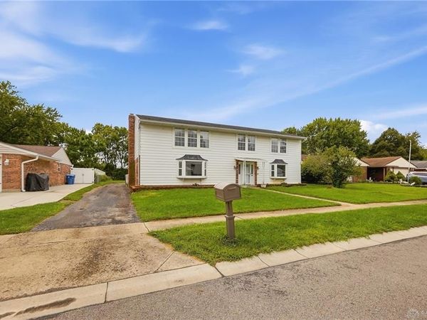 5880 Charlesgate Road, Huber Heights, OH 45424