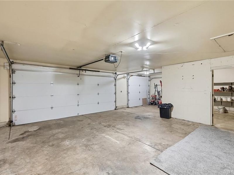 5880 Charlesgate Road, Huber Heights, OH 45424 Photo 10