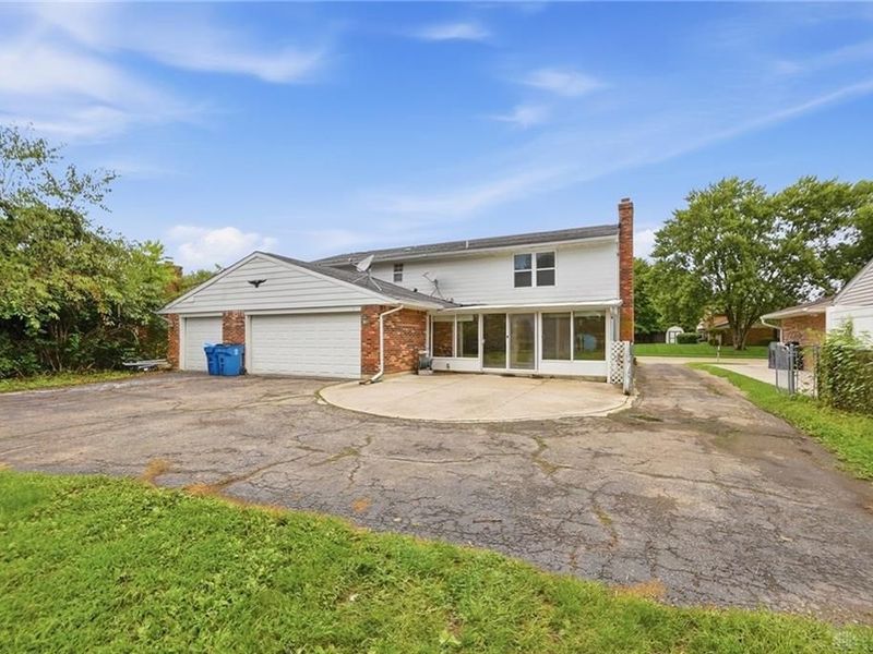 5880 Charlesgate Road, Huber Heights, OH 45424 Photo 35