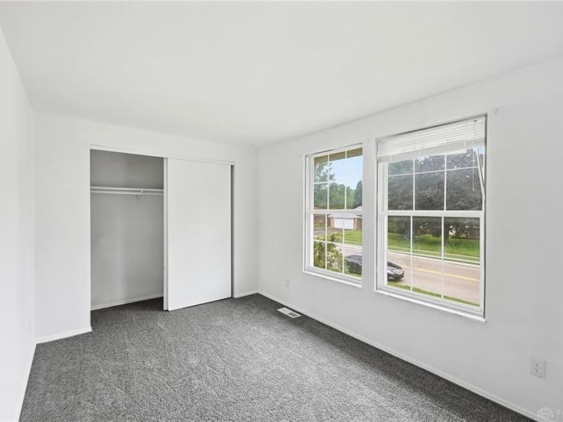 5880 Charlesgate Road, Huber Heights, OH 45424 Photo 7