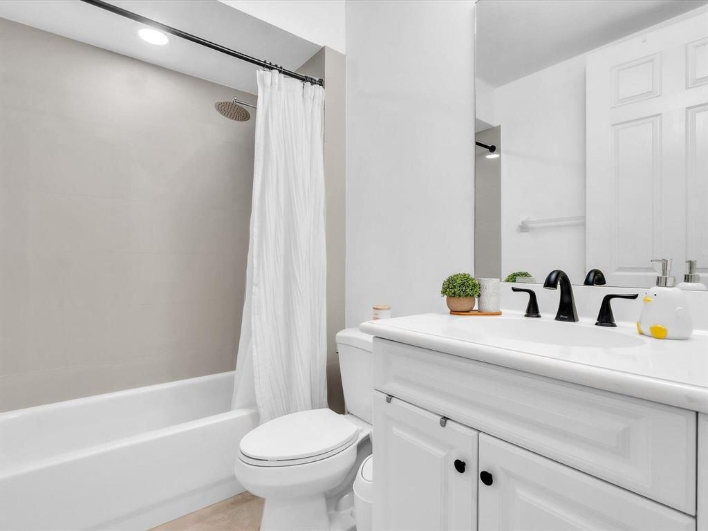 8025 NW 127th Lane, Unit 4-C, Parkland, FL 33076 Photo