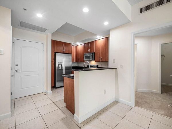 801 S Olive Avenue, Unit 717, West Palm Beach, FL 33401