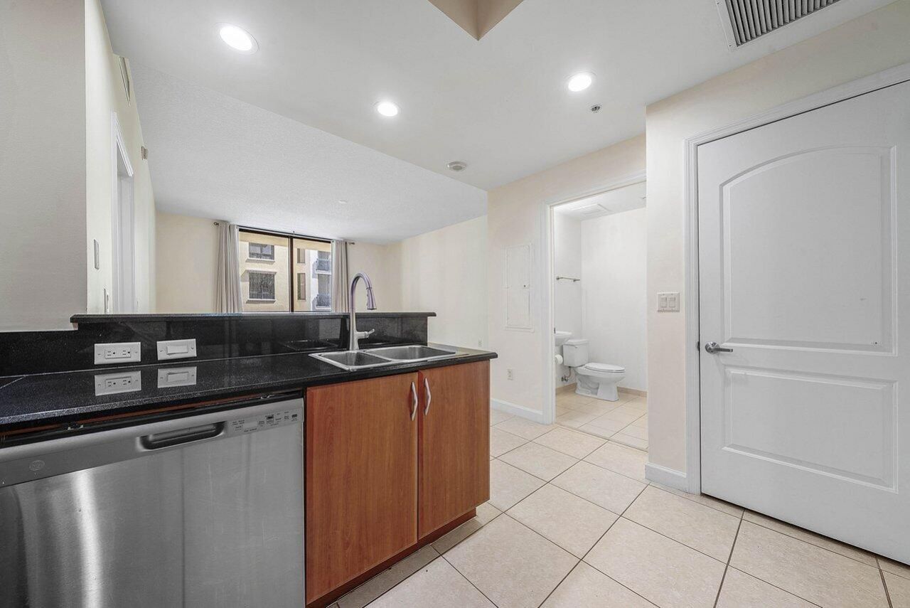 801 S Olive Avenue, Unit 715, West Palm Beach, FL 33401 Photo