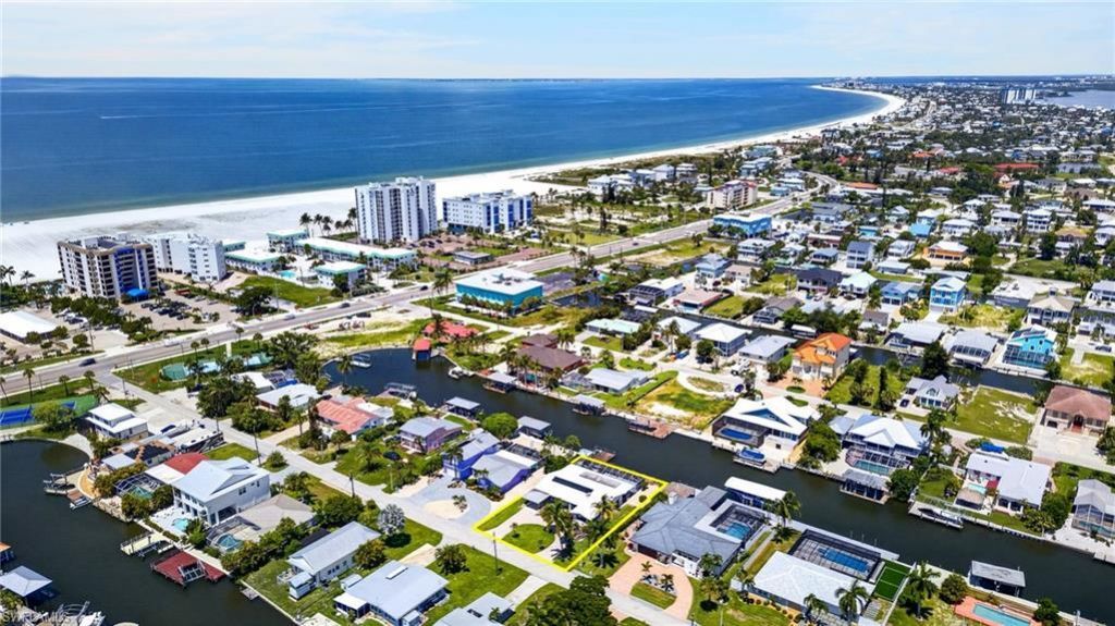 169 Ibis St, Fort Myers Beach, FL 33931 Photo