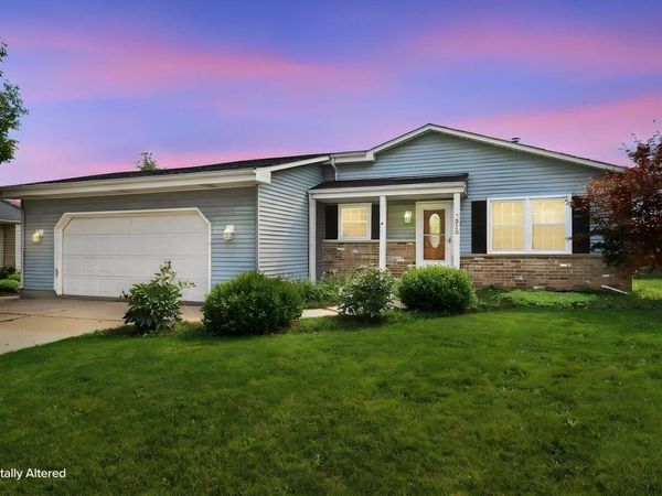 7015 61st AVENUE, Kenosha, WI 53142