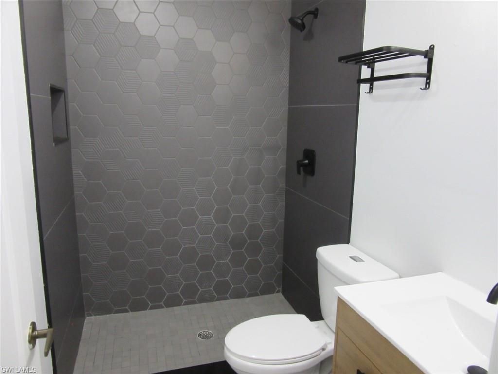 6656 Wakefield Dr, Fort Myers, FL 33966 Photo
