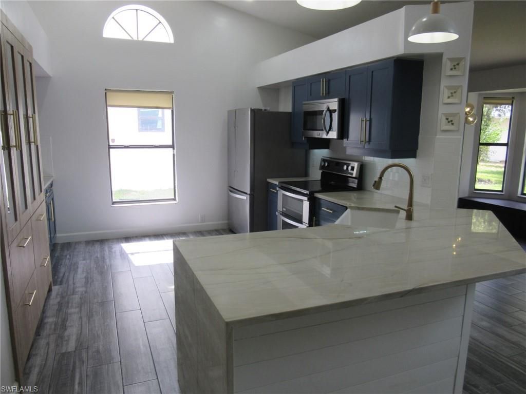 6656 Wakefield Dr, Fort Myers, FL 33966 Photo