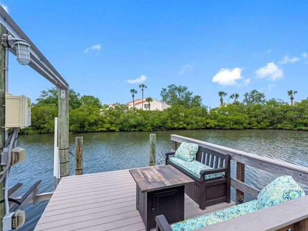 4306 SUNRAY COURT , TAMPA, FL 33615