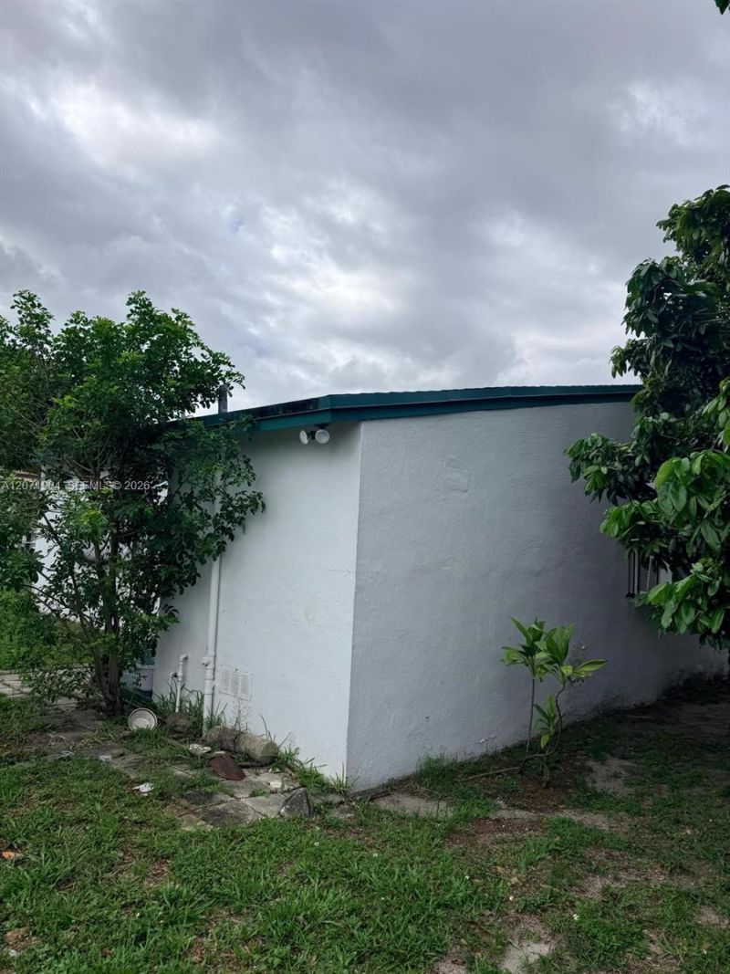 2911 NW 161st St , Miami Gardens, FL 33054 Photo