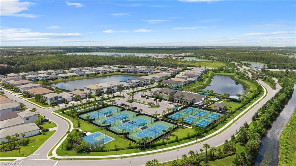 20534 Fair Oak Ln, Estero, FL 33928 Photo