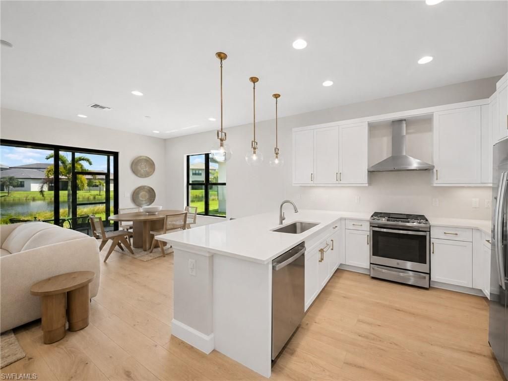 20534 Fair Oak Ln, Estero, FL 33928 Photo