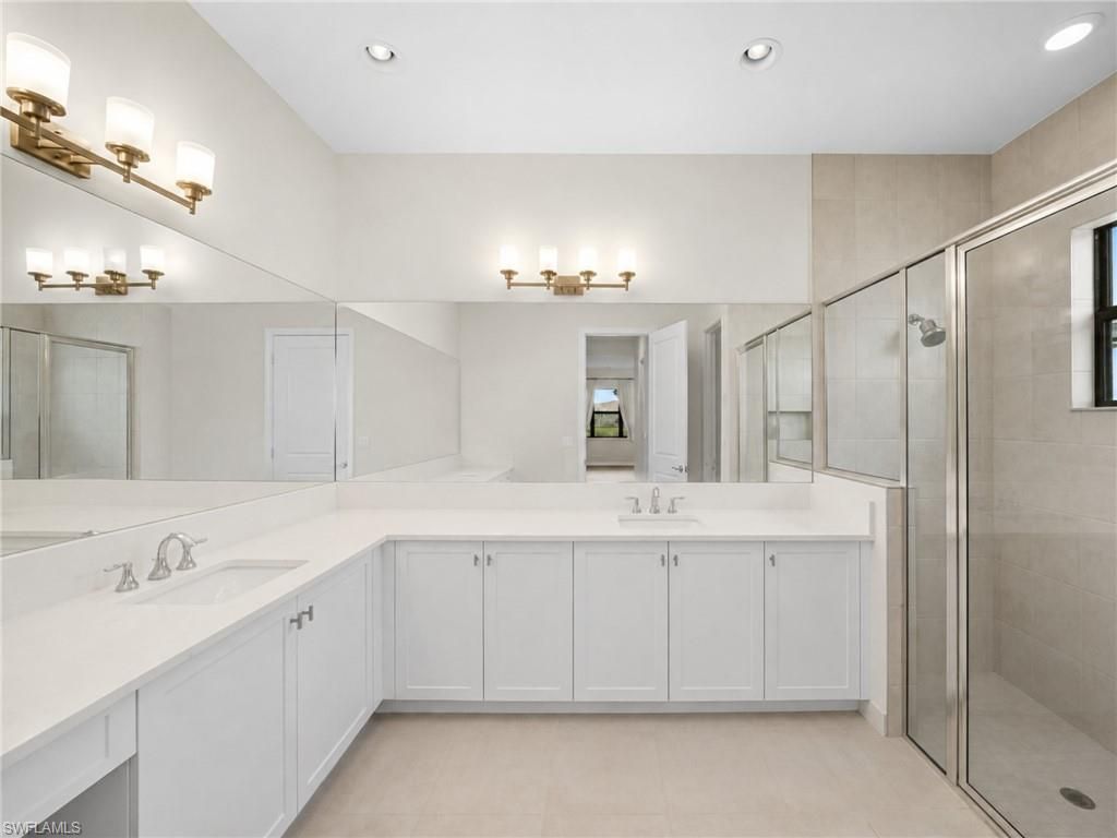 20534 Fair Oak Ln, Estero, FL 33928 Photo