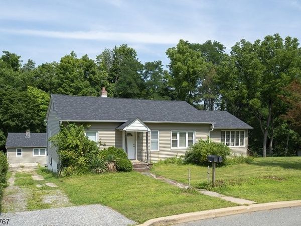 91 Sterling St, Franklin, NJ 07416