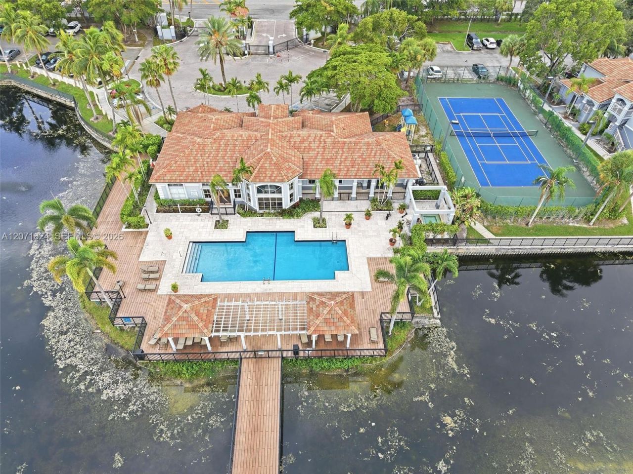 9615 NW 1st Ct, Unit 302, Pembroke Pines, FL 33024 Photo
