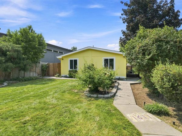 1611 S Vermont Avenue, Boise, ID 83706