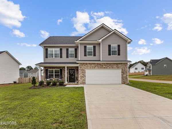 7677 Honey Oaks Rd, Corryton, TN 37721