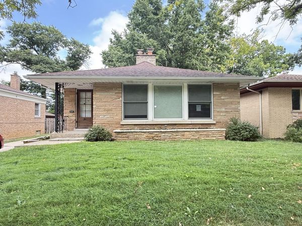 1811 N Thatcher Avenue , Elmwood Park, IL 60707