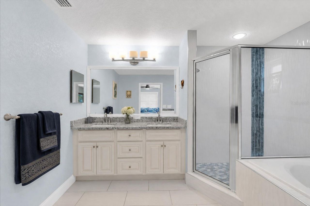 6501 Mockingbird Way S, Gulfport, FL 33707 Photo