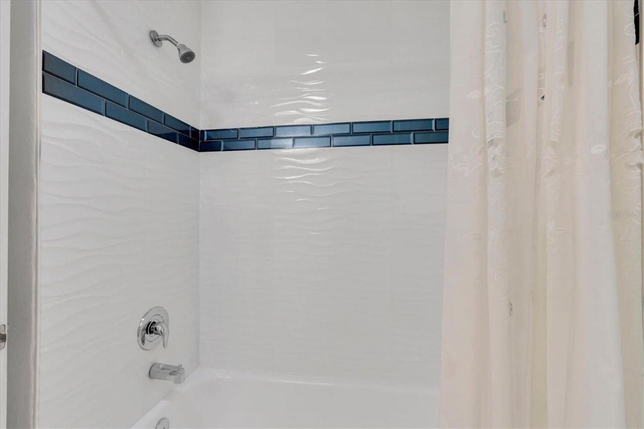 6501 Mockingbird Way S, Gulfport, FL 33707 Photo