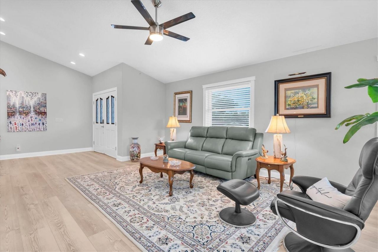 6501 Mockingbird Way S, Gulfport, FL 33707 Photo