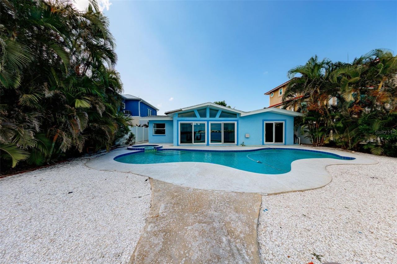 814 Bay Point Drive , Madeira Beach, FL 33708 Photo