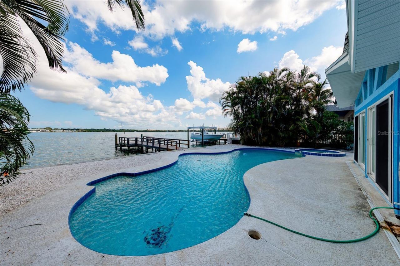 814 Bay Point Drive , Madeira Beach, FL 33708 Photo