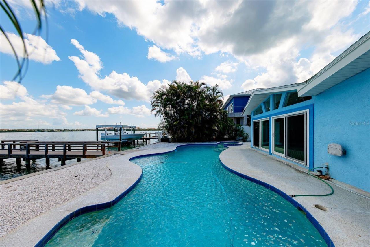 814 Bay Point Drive , Madeira Beach, FL 33708 Photo