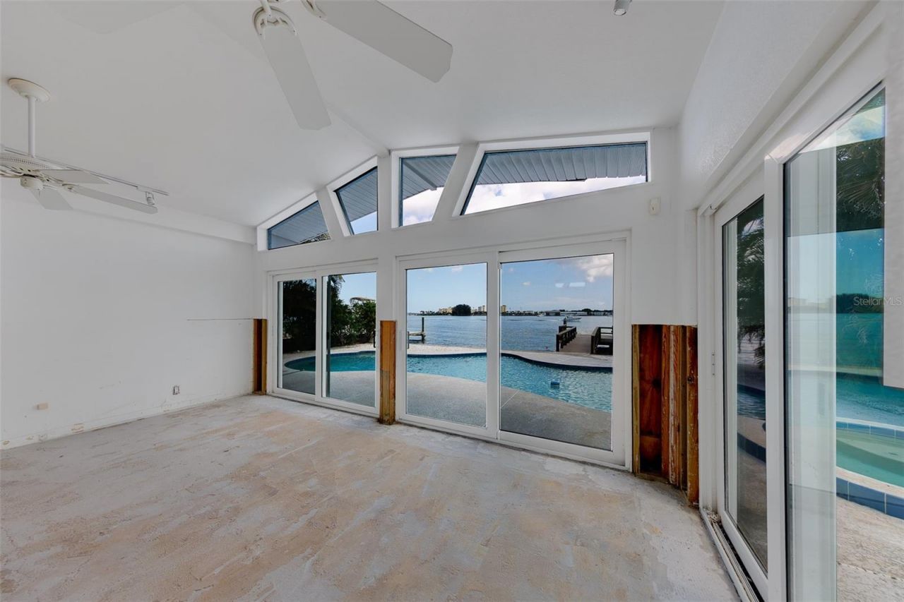 814 Bay Point Drive , Madeira Beach, FL 33708 Photo