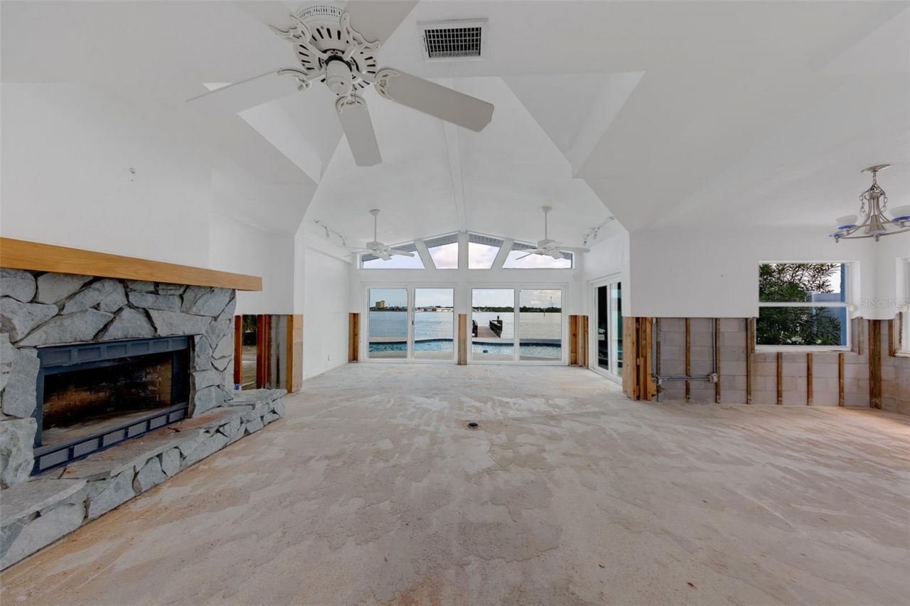 814 Bay Point Drive , Madeira Beach, FL 33708 Photo