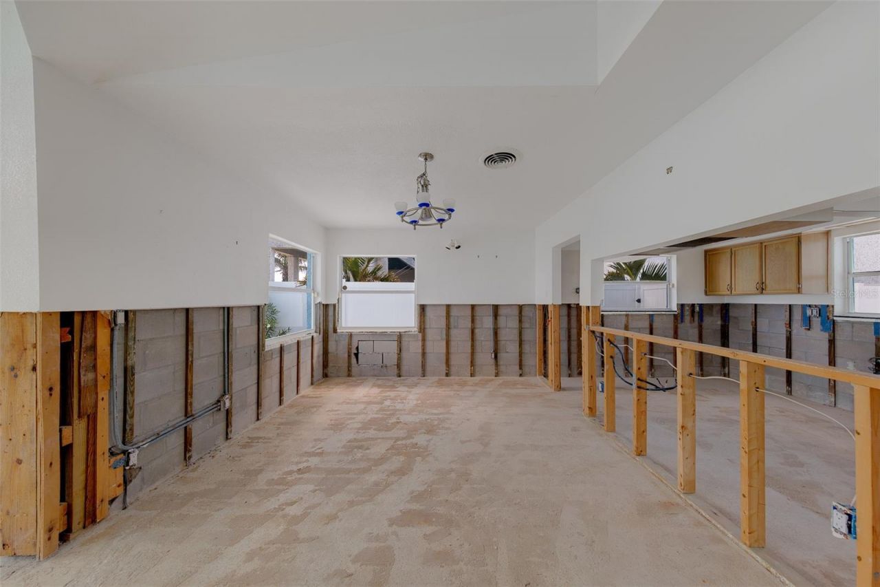 814 Bay Point Drive , Madeira Beach, FL 33708 Photo
