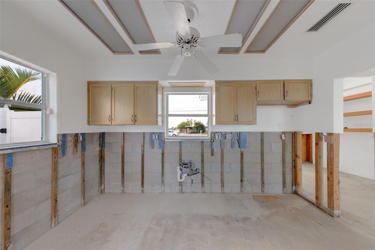 814 Bay Point Drive , Madeira Beach, FL 33708 Photo