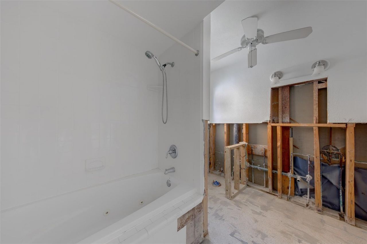 814 Bay Point Drive , Madeira Beach, FL 33708 Photo
