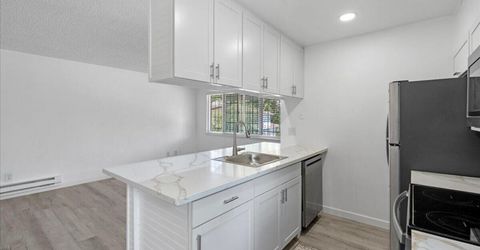 5030 Catalina Drive, Unit APT 4, Reno, NV 89502 Photo