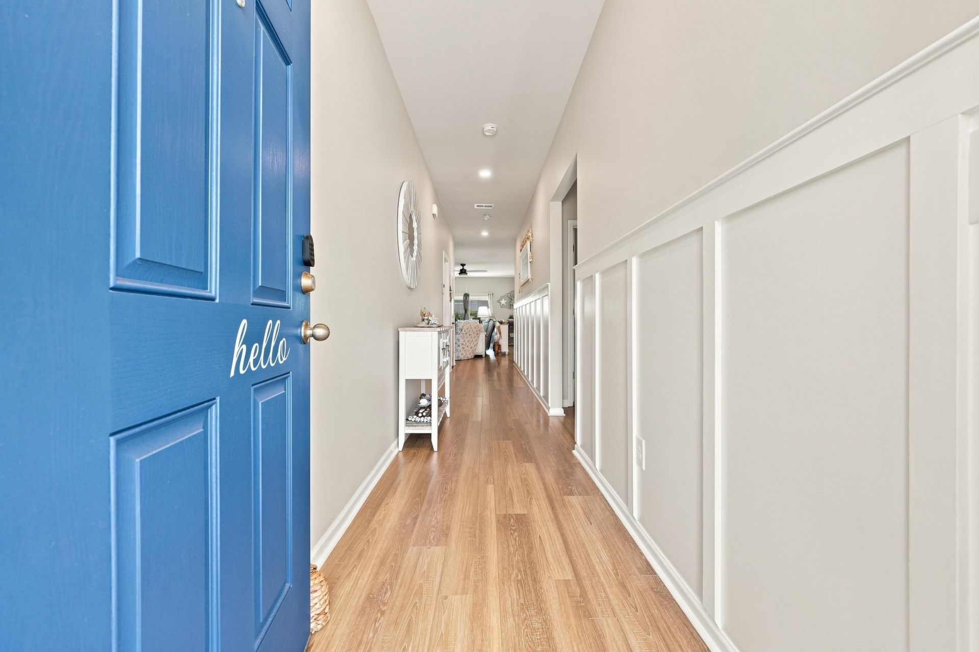 179 S Reindeer Rd. Photo 3