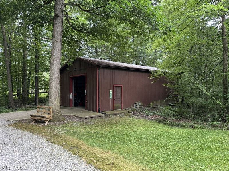 6779 N Park Avenue, Bristolville, OH 44402 Photo 6