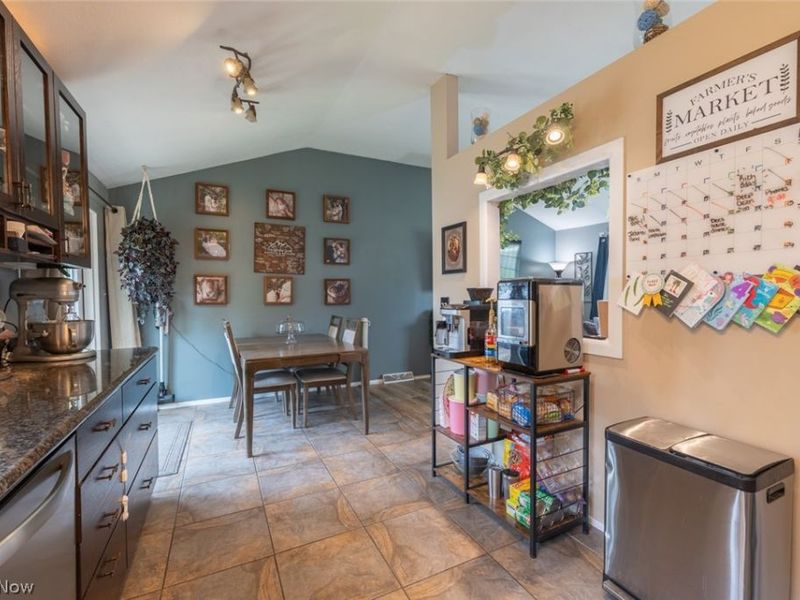 13473 Donald Drive, Brook Park, OH 44142 Photo 12