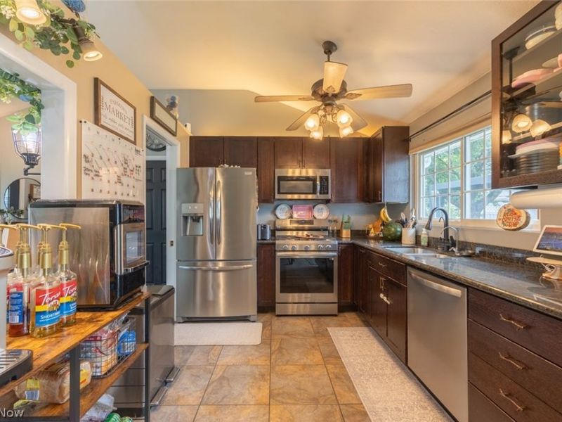 13473 Donald Drive, Brook Park, OH 44142 Photo 15