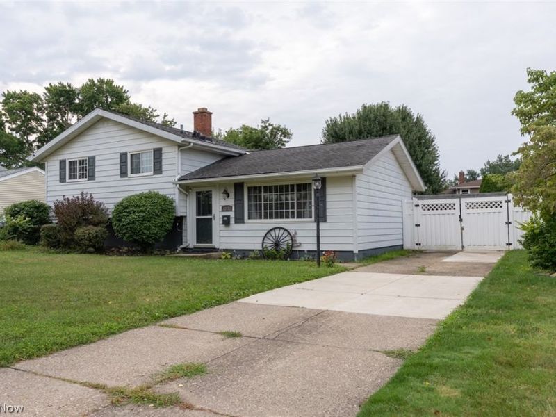 13473 Donald Drive, Brook Park, OH 44142 Photo 2