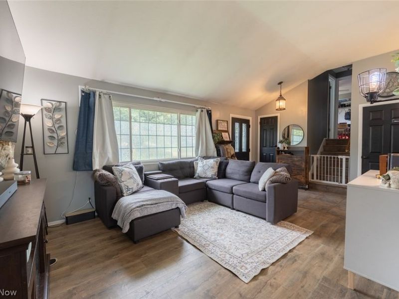 13473 Donald Drive, Brook Park, OH 44142 Photo 6