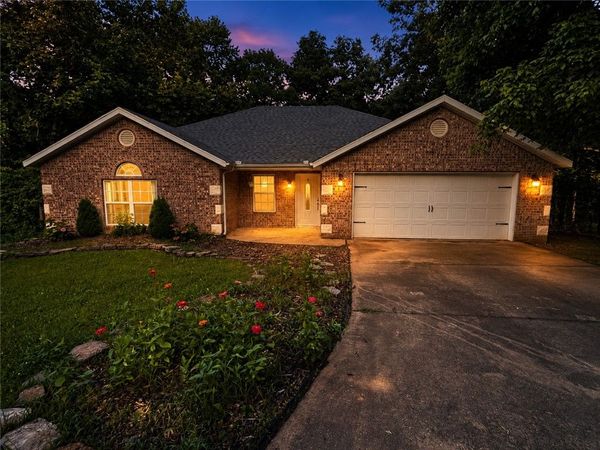6 Hart Lane , Bella Vista, AR 72714